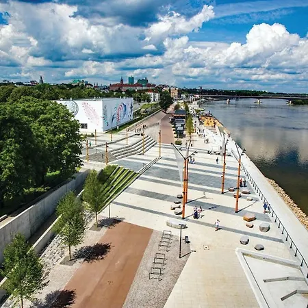 Clicktheflat Royal Park Varsó